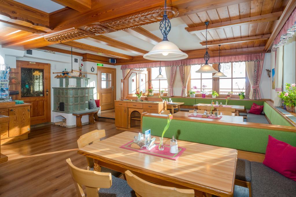 Gloesalm Apartment Ramsau am Dachstein Room photo